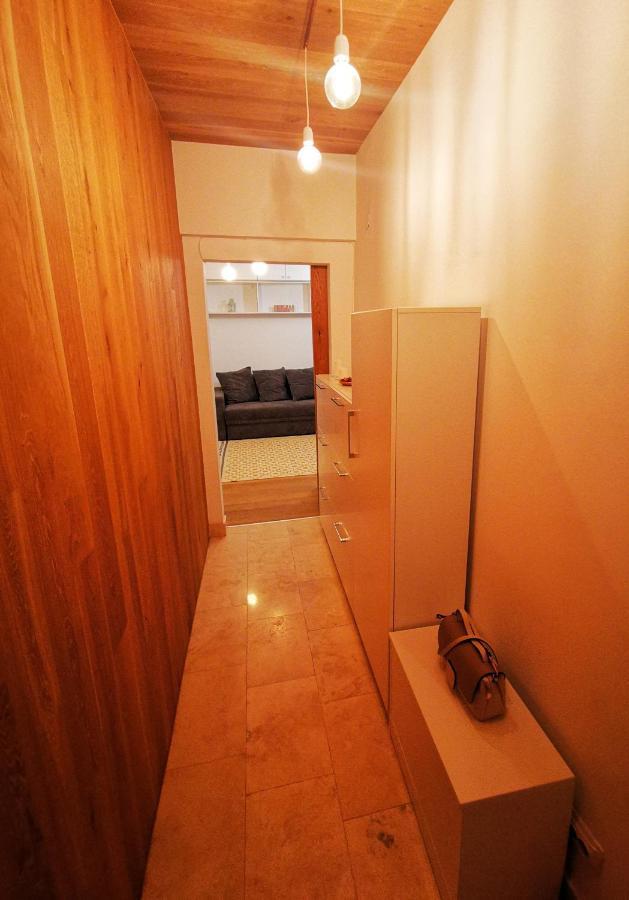 Diana'S Place Downtown Hotel Bukares Bagian luar foto